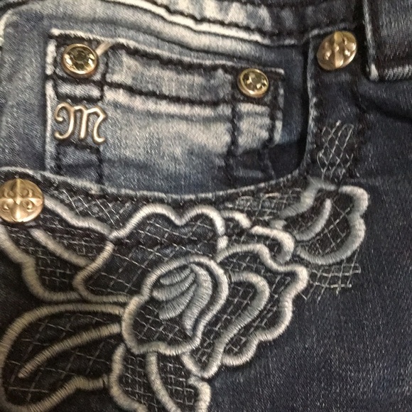 Miss Me Signature Ankle Skinny Jeans 07 - Picture 9 of 14